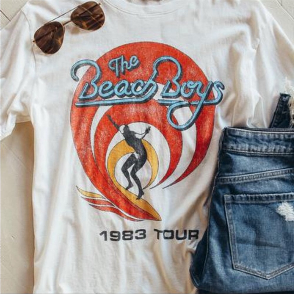 New! Beach Boys Band Tour White Graphic Tee - Picture 3 of 8